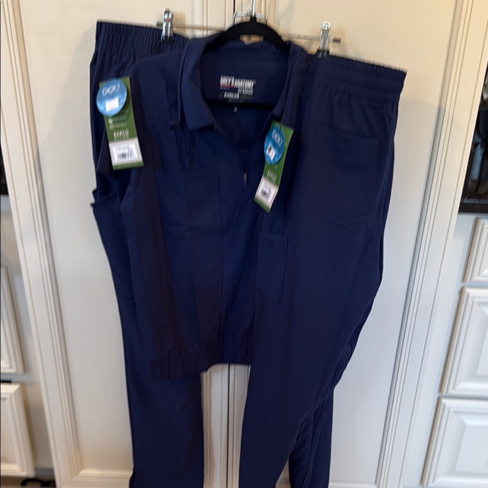 Grey's Anatomy Navy Scrub Set